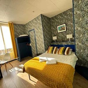  Hotel Des Dames France