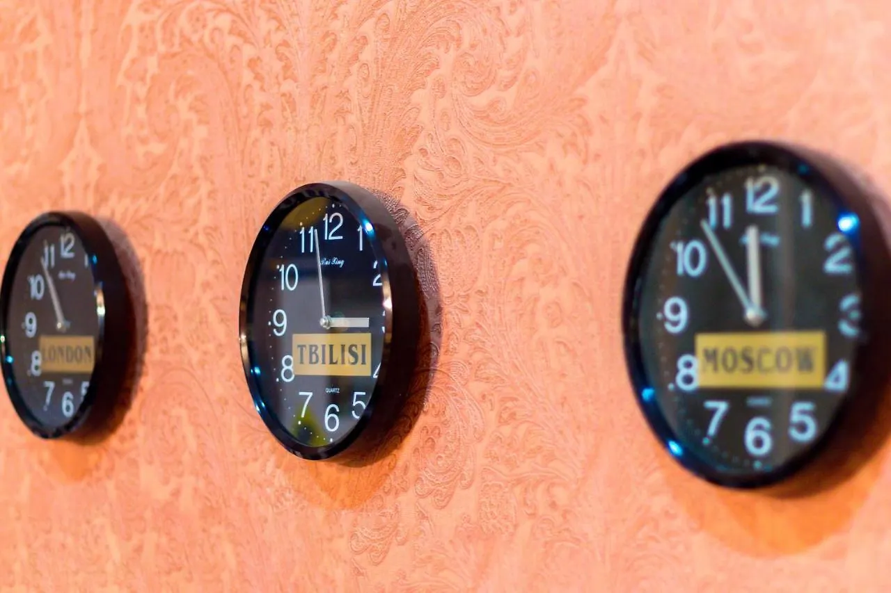 V Park Hotel Тбилиси 3*,